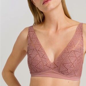 HANRO Clia Soft Cup Lace Bralette Bra